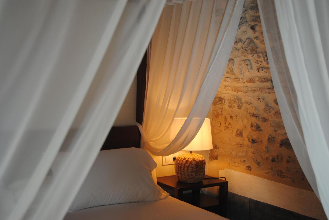 Hotel Palacio Conde Del Alamo Aroche Εξωτερικό φωτογραφία